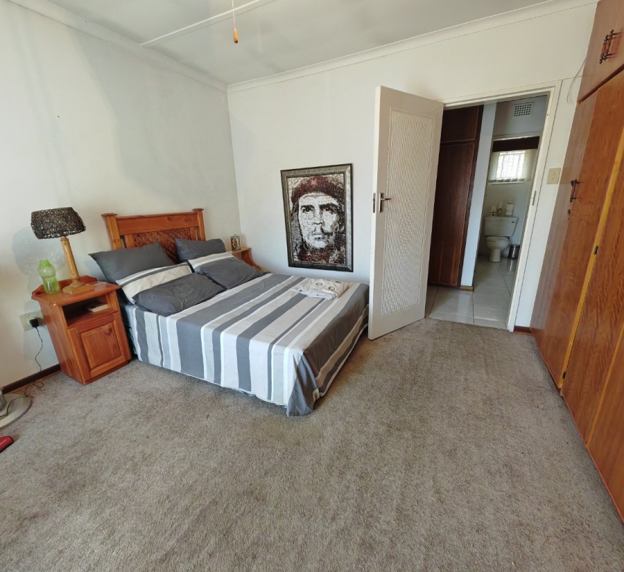 6 Bedroom Property for Sale in Heuwelsig Free State